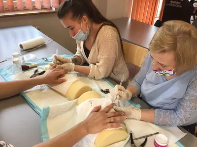 Gabinet Kosmetyczny „Piękno w Atmosferze”. Kursy Kosmetyczne. Szkolenia Kosmetyczne. Pedicure.